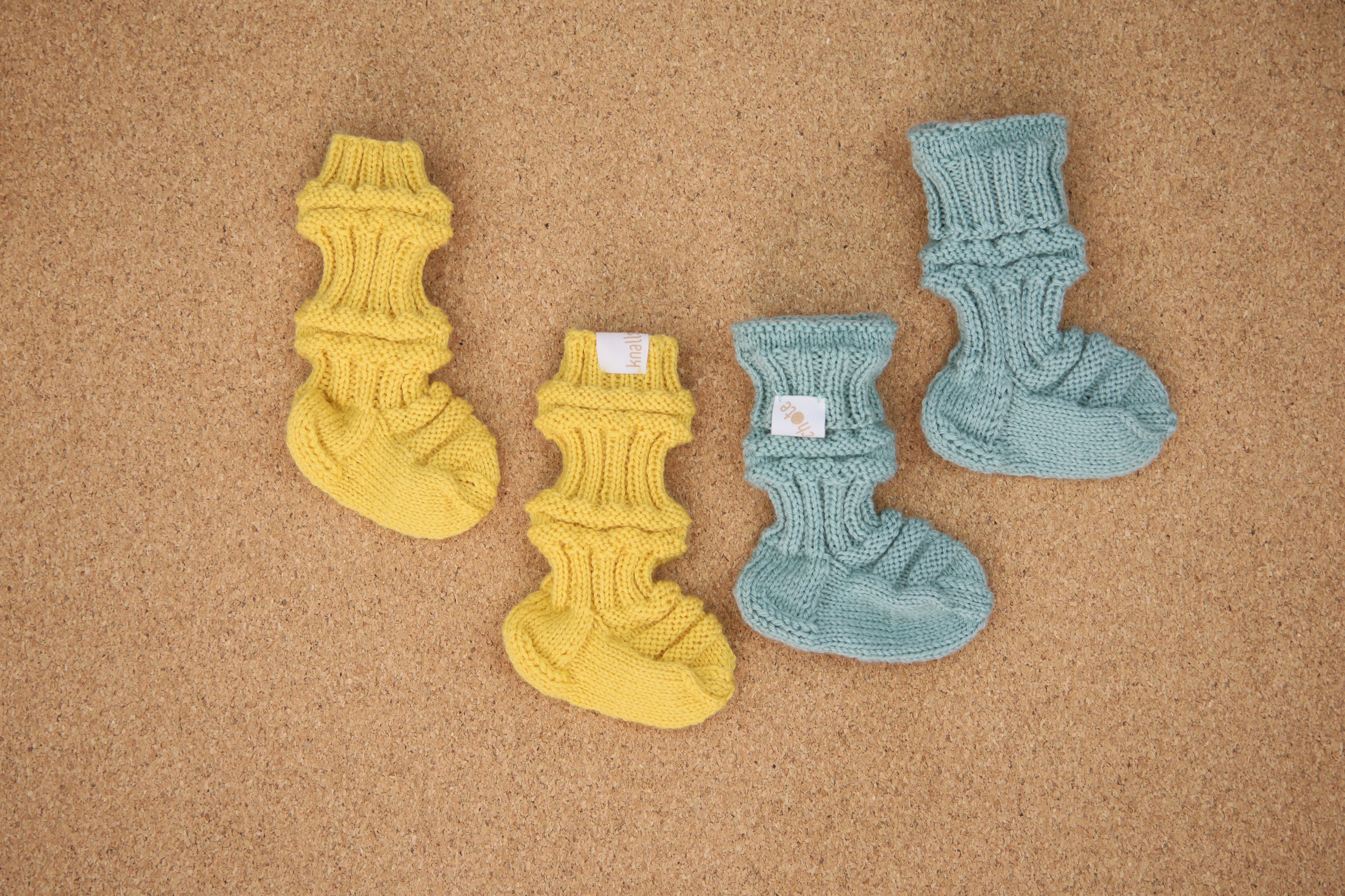 Handgestrickte finnische Schlupfsocken - Aktion: Stricken für den guten Zweck