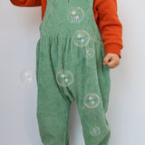 Weite Cordnicky-Latzhose